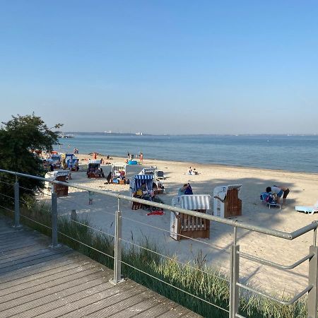Moderne 3-Zi-Wohnung Mit Meerblick Direkt Am Strand Шарбойтц Екстериор снимка